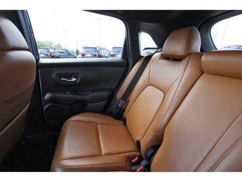 Used 2024 Honda HR-V Sport image 12