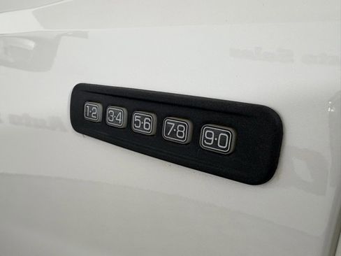 Used 2015 Ford F350 Platinum image 12