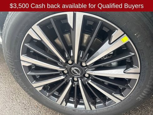 New 2026 Nissan Pathfinder Platinum image 37