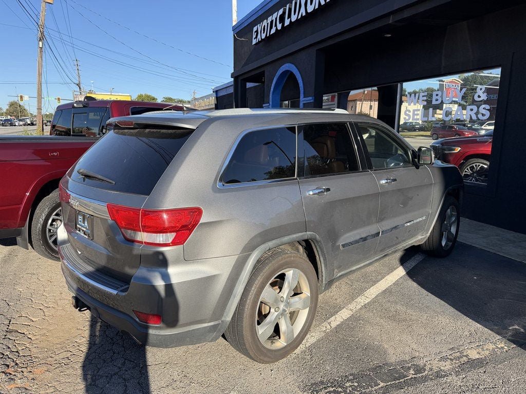 Used 2011 Jeep Grand Cherokee Overland AWD/4WD image 5
