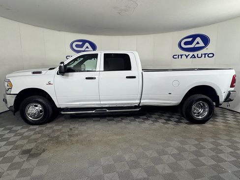 Used 2024 RAM 3500 Tradesman w/ Towing Technology Group image 6