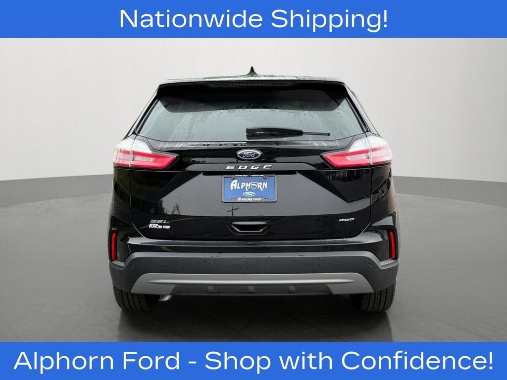 Certified 2024 Ford Edge SEL w/ Convenience Package AWD/4WD image 4
