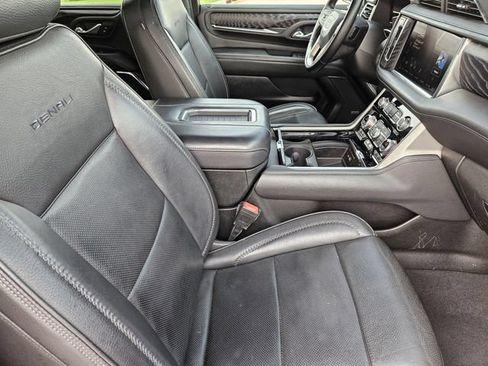 Used 2023 GMC Yukon Denali AWD/4WD image 15
