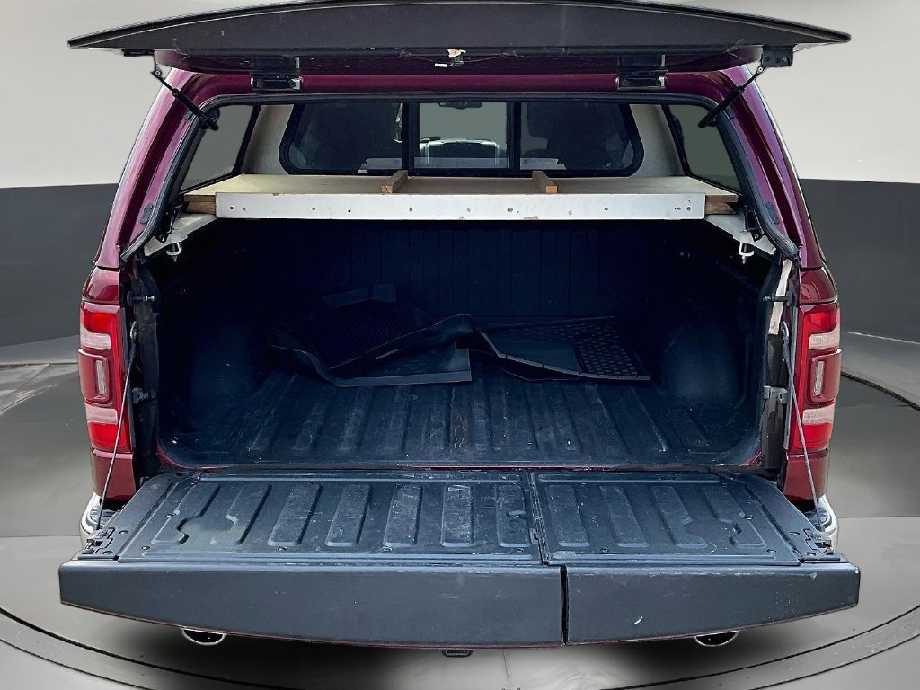 Used 2020 RAM 1500 Laramie AWD/4WD image 9