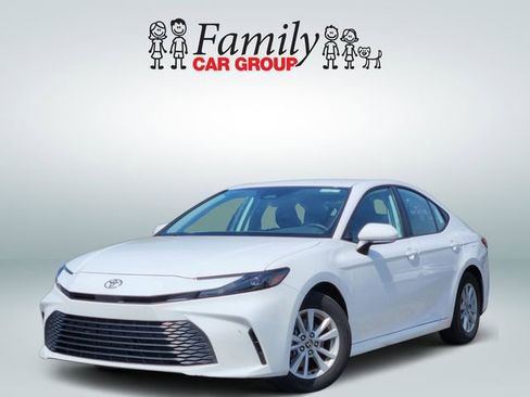 Certified 2026 Toyota Camry LE FWD image 1