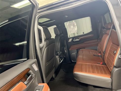 Used 2024 GMC Sierra 1500 Denali Ultimate image 24