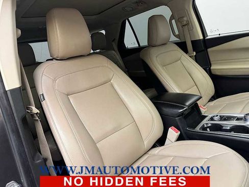 Used 2020 Ford Explorer XLT w/ Equipment Group 202A image 23
