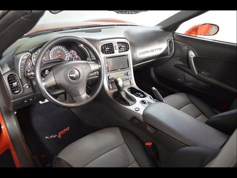 Used 2006 Chevrolet Corvette Convertible w/ Preferred Equipment Group RWD image 14
