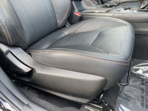 Used 2019 Subaru Crosstrek 2.0i Limited w/ Popular Package #3 AWD/4WD image 2