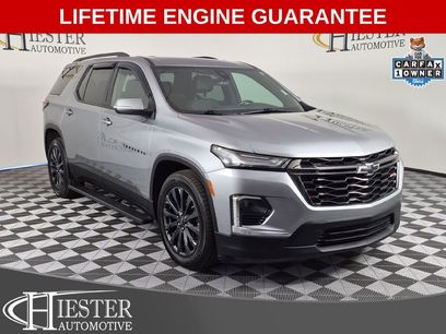Used 2023 Chevrolet Traverse RS
