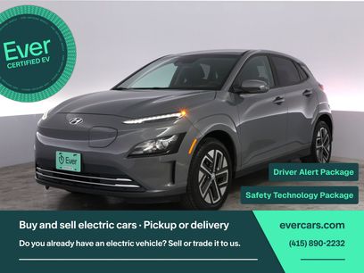 Used 2023 Hyundai Kona SE w/ Cargo Package