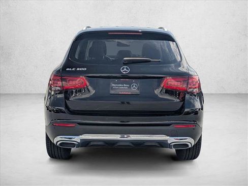 Used 2022 Mercedes-Benz GLC 300 image 6