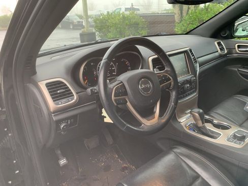 Used 2017 Jeep Grand Cherokee Limited w/ Luxury Group II image 11