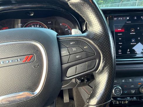 Used 2022 Dodge Durango R/T w/ Blacktop Package AWD/4WD image 31