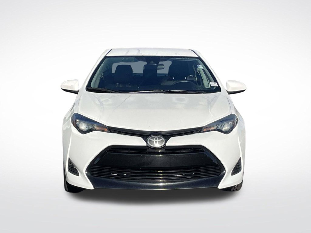 Used 2019 Toyota Corolla LE FWD image 2