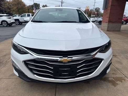 Used 2020 Chevrolet Malibu LT image 18