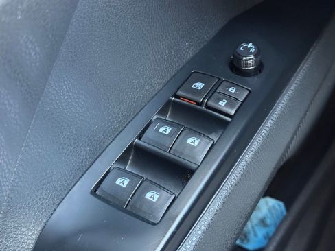 Used 2018 Toyota Camry SE w/ Moonroof Package image 25