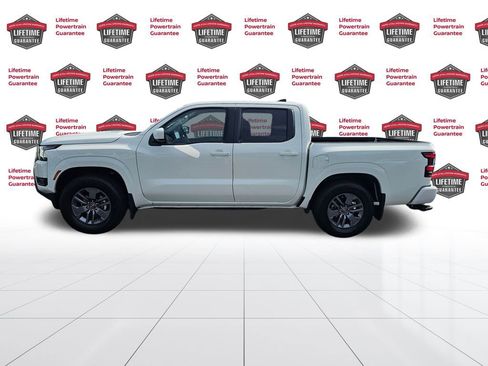 New 2026 Nissan Frontier SV image 2