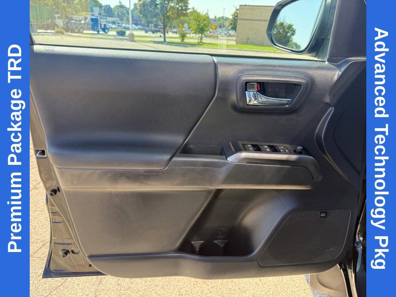 Used 2023 Toyota Tacoma TRD Off-Road w/ TRD Premium Off Road Package AWD/4WD image 19