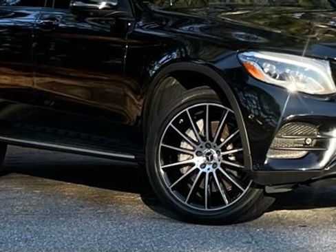 Used 2019 Mercedes-Benz GLC 300 GLC 300 Coupe w/ AMG Line image 10