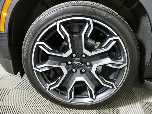 Used 2025 Chevrolet Tahoe RST w/ RST Capability Package AWD/4WD image 9