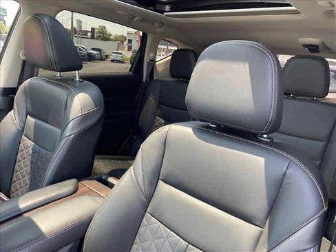 Certified 2023 Nissan Murano Platinum w/ Cargo Package FWD image 21