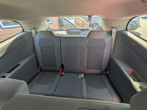 Used 2015 Chevrolet Traverse LS FWD image 30