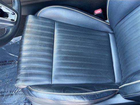 Used 2020 Genesis G70 2.0T w/ Elite Package image 18