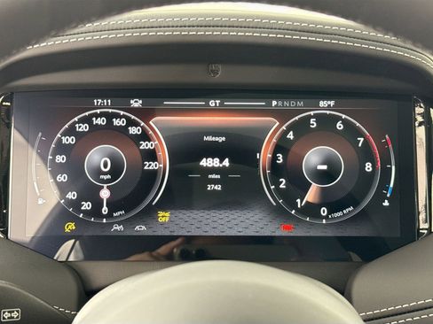 Used 2025 Aston Martin DB12 Coupe image 11