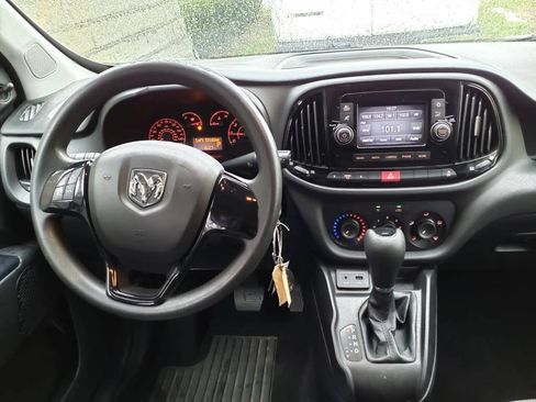 Used 2018 RAM ProMaster City Tradesman FWD image 12