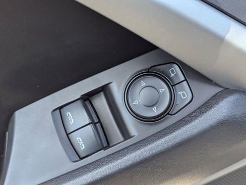 Used 2016 Chevrolet Camaro LT image 23