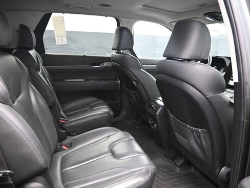 Used 2022 Hyundai Palisade SEL w/ Premium Package AWD/4WD image 18
