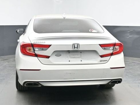 Used 2019 Honda Accord Sport image 9