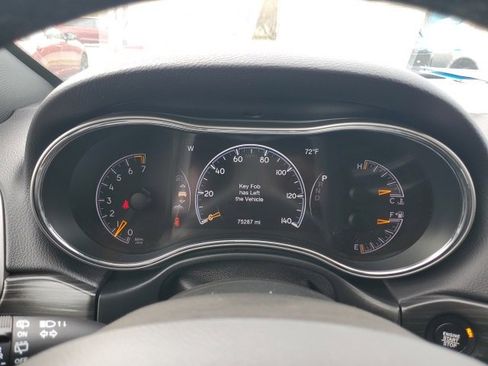 Used 2019 Jeep Grand Cherokee Limited w/ Luxury Group II image 23