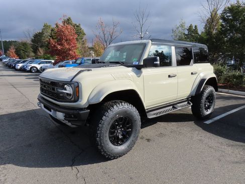 New 2025 Ford Bronco Raptor image 3