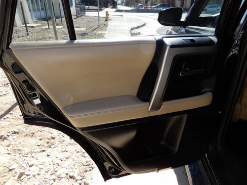 Used 2022 Toyota 4Runner SR5 image 22