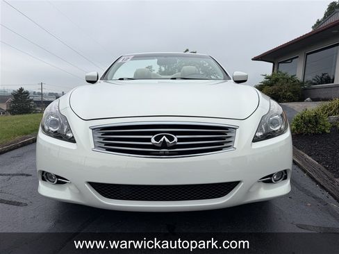 Used 2012 INFINITI G37 Convertible w/ Premium Pkg RWD image 3