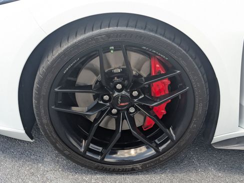 Used 2025 Chevrolet Corvette Z06 w/ Stealth Interior Trim Package RWD image 10