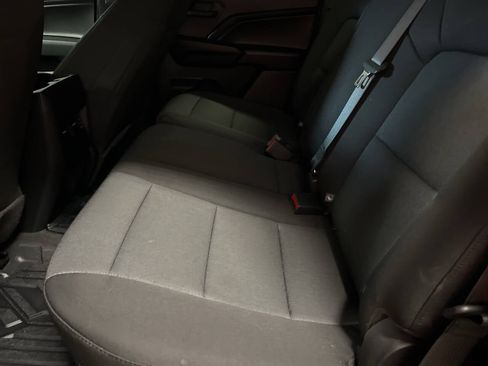 Used 2024 Chevrolet Colorado Trail Boss w/ Technology Package image 24