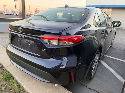 Used 2020 Toyota Corolla LE w/ Carpet Mat Package (TMS) image 5