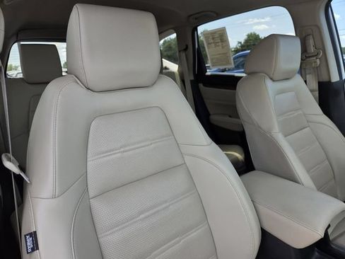 Used 2019 Honda CR-V Touring image 32