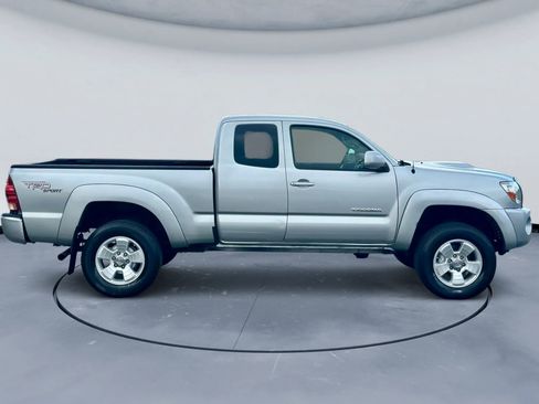 Used 2006 Toyota Tacoma 4x4 Access Cab V6 image 10