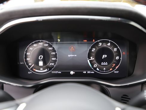 New 2026 Jaguar F-PACE SVR image 20