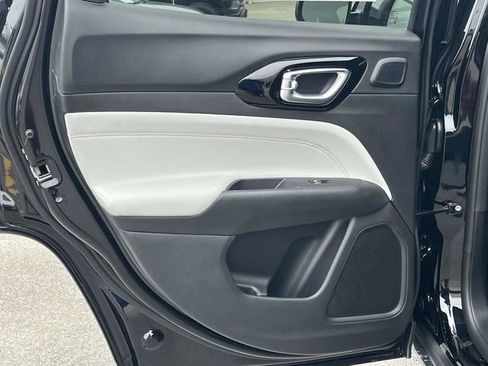 New 2026 Jeep Compass Limited image 14