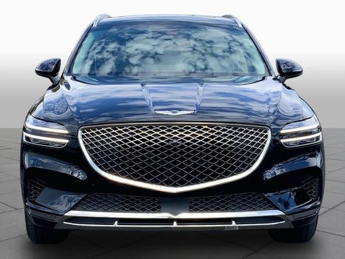 Used 2025 Genesis GV70 2.5T w/ Advanced Package AWD/4WD image 3