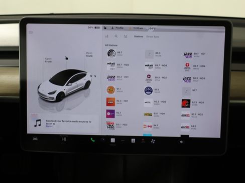 Used 2023 Tesla Model 3 Standard Range image 43