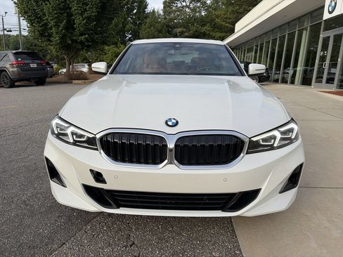 Used 2026 BMW 330i Sedan RWD image 10