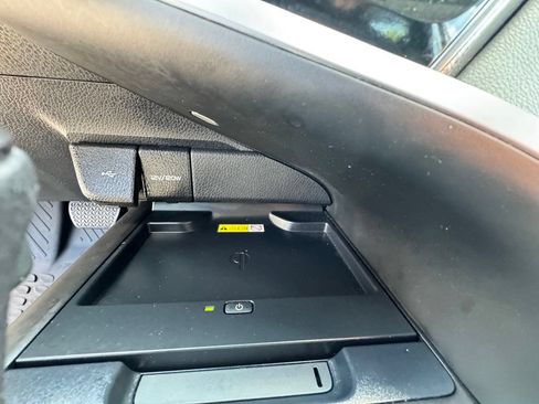 Used 2023 Toyota Camry XSE FWD image 12