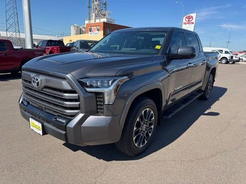 Used 2022 Toyota Tundra Limited image 7