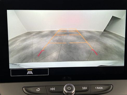 Used 2025 Chevrolet Blazer LT FWD image 55